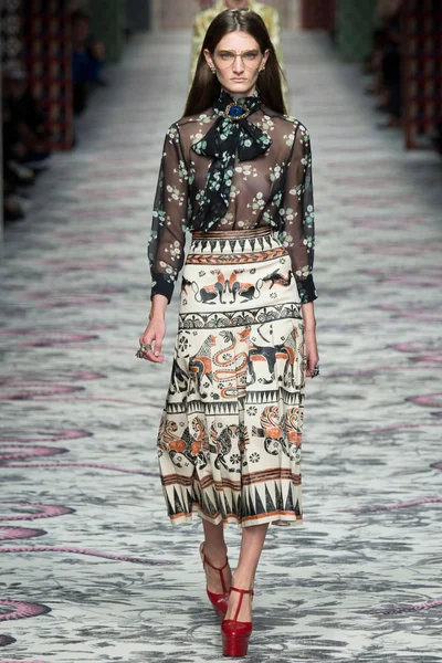 Look 47